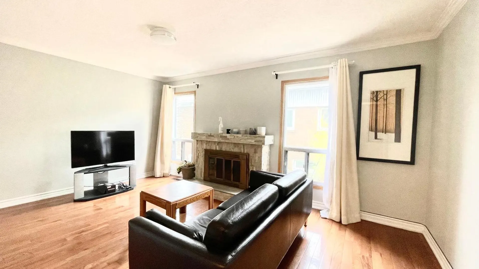 Homestay Vihome-768-Beautiful House Near Bayview And Cummer Toronto